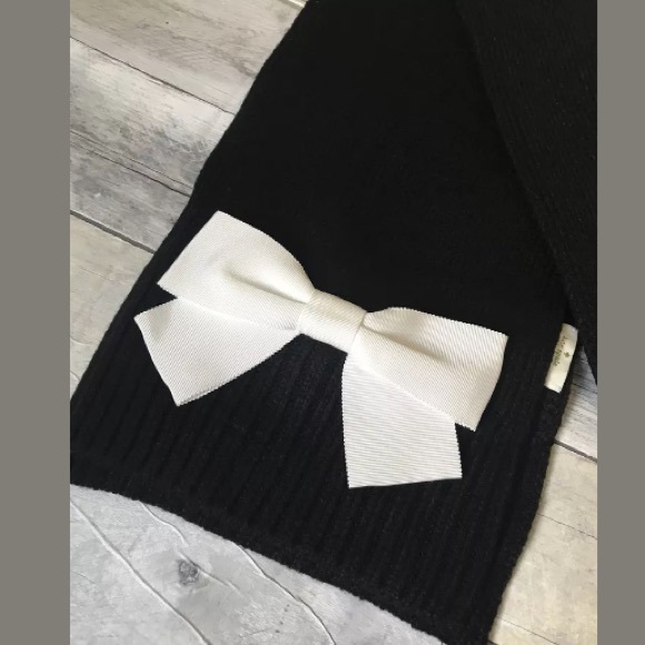NWT Kate Spade Black/Cream Muffler W/ Bow  Scarf - Picture 2 of 5